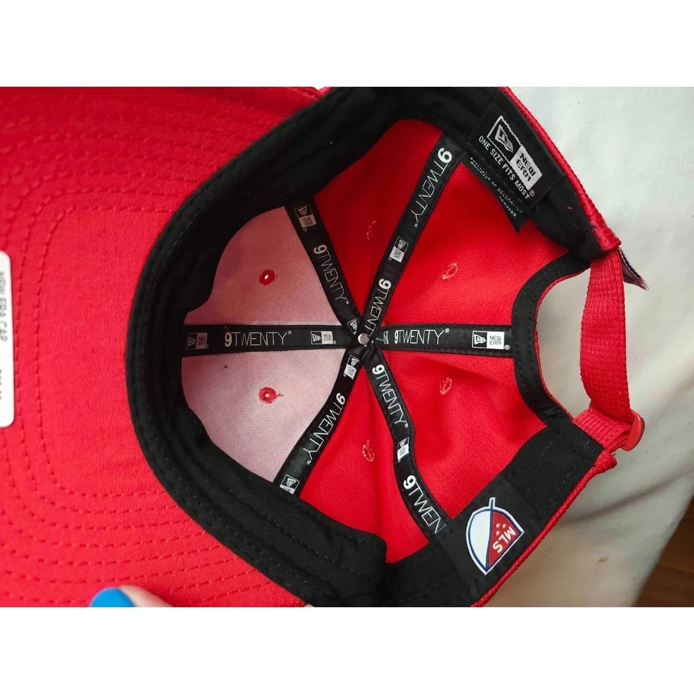 New Era 9TWENTY New York Red Bulls MLS Adjustable Hat Red Woven Soccer Cap NWT